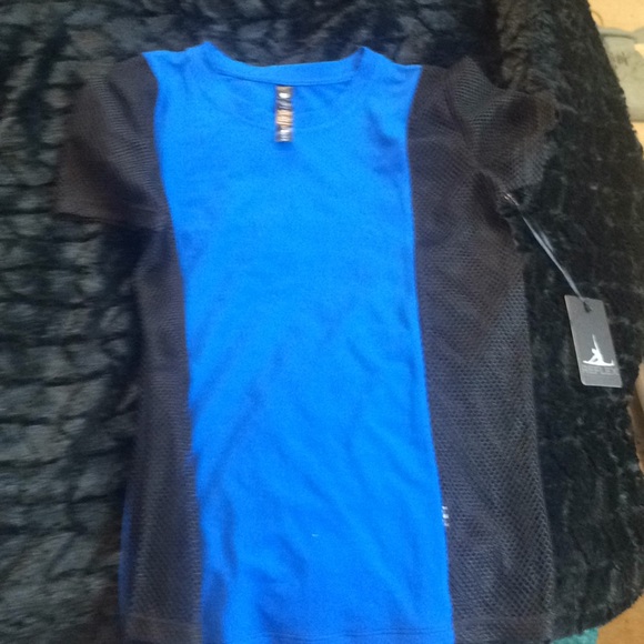 Top - Picture 1 of 2